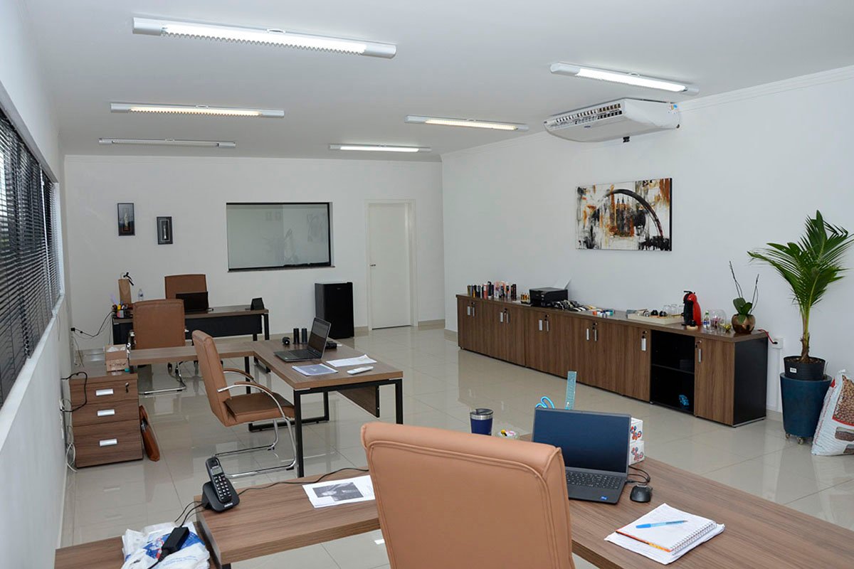Fábrica_escritório_lotus_plastic_industria_de_injetáveis_plastico_pés_de_camas3